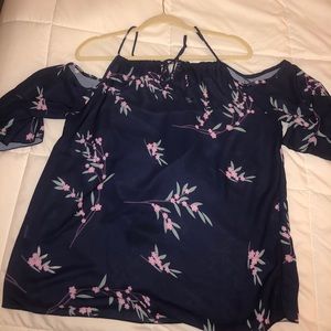 Off shoulder shirt